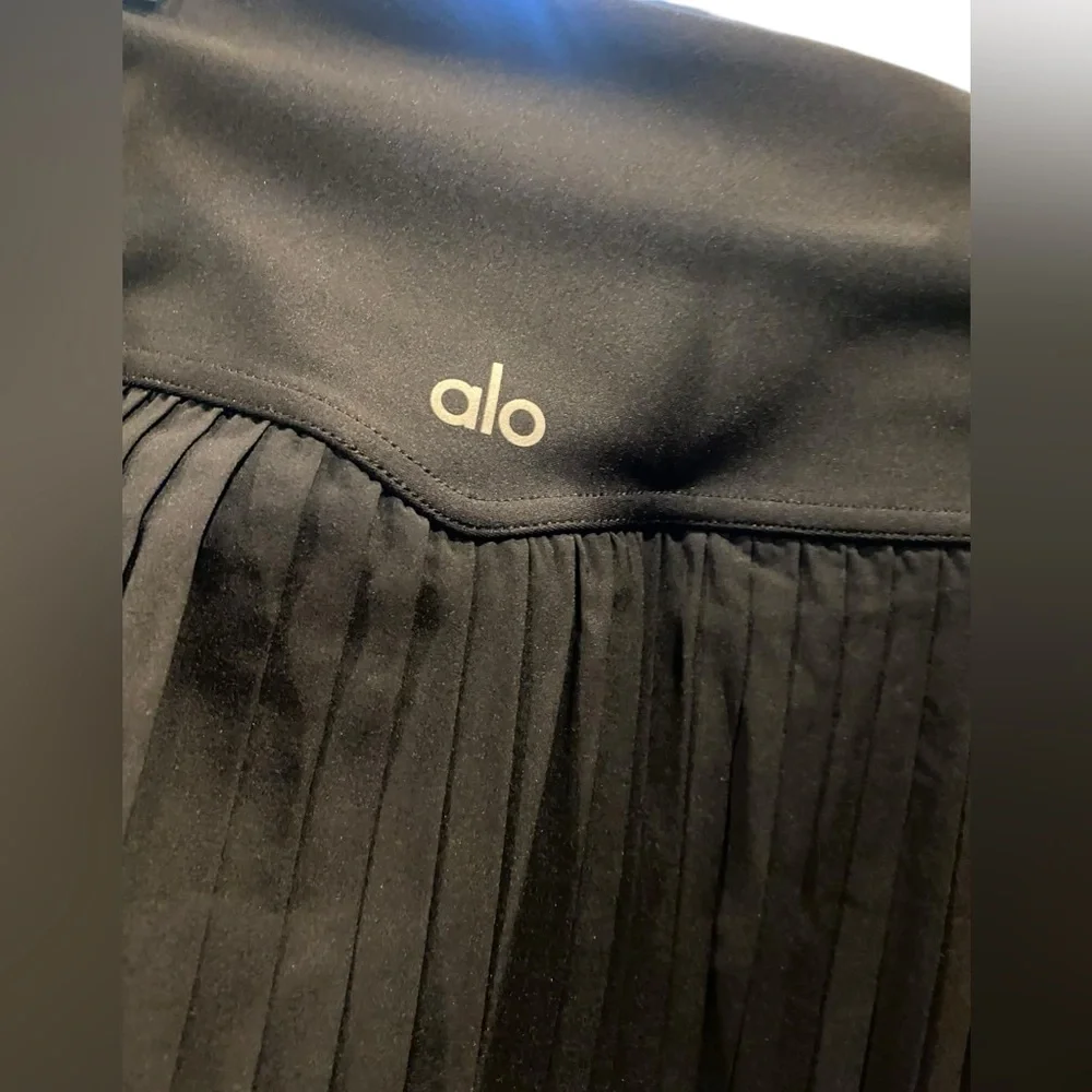 NWT Alo Yoga grand slam tennis skirt BLACK Size XS